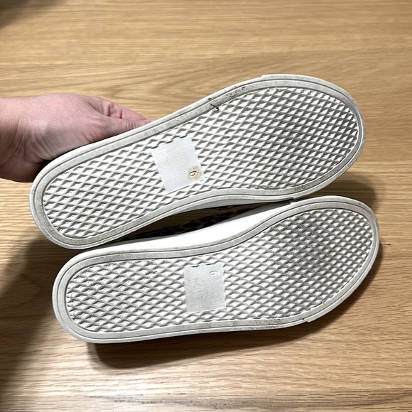 Soda Leopard Print Slip On Cushion Tennis Shoe - Picture 8 of 8